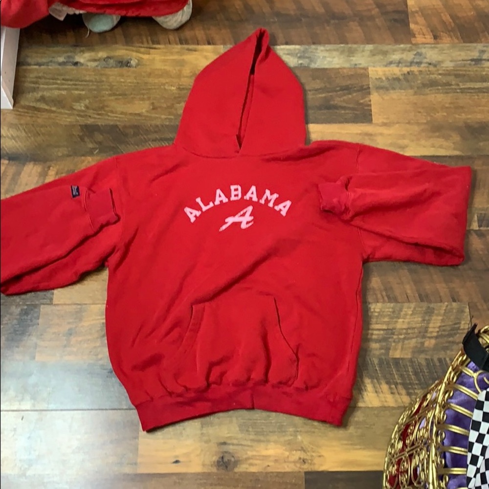 Very warm Alabama sweatshirt